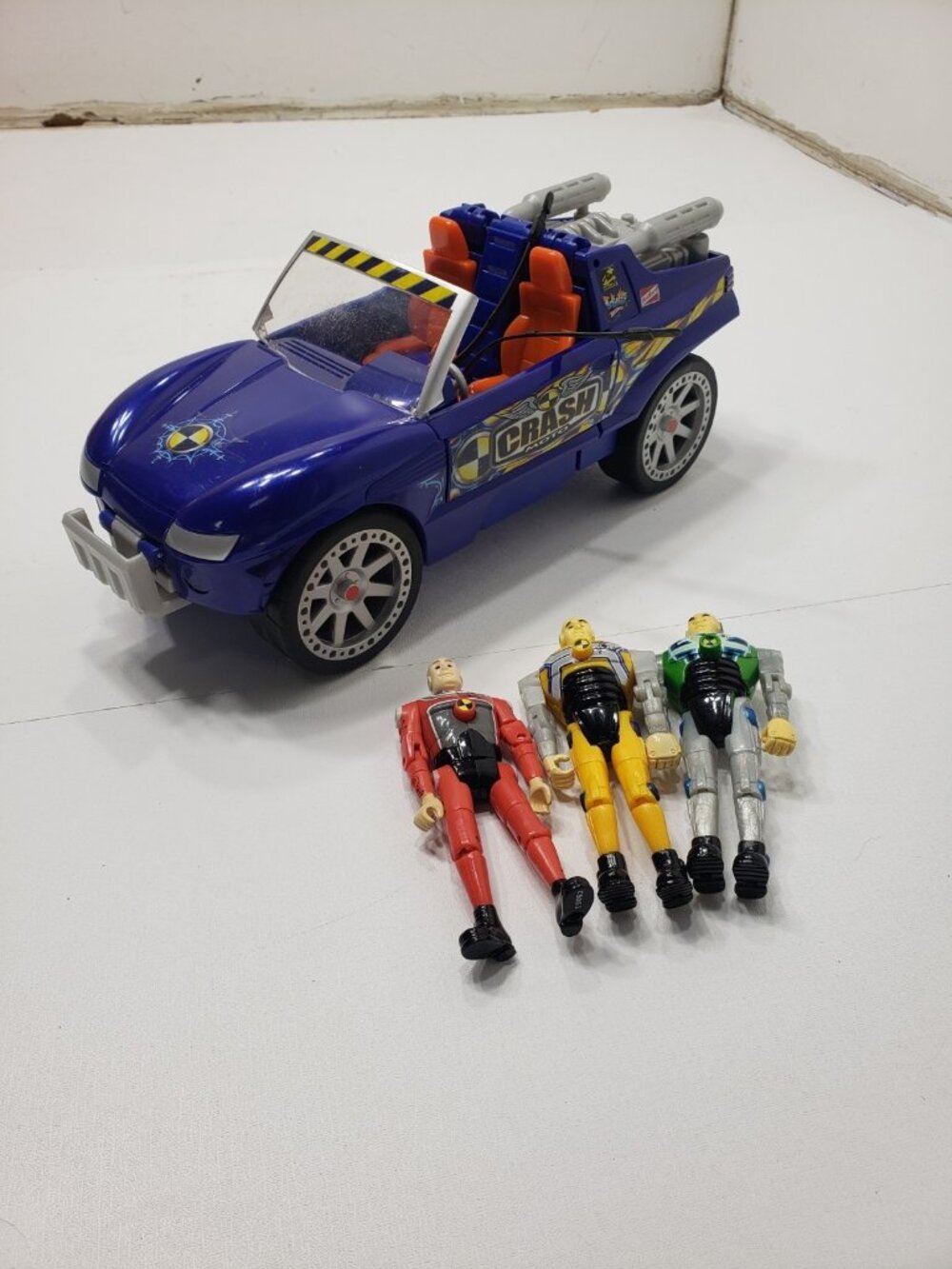 Crash Test Dummies Blue Crash Car Vehicle with 3 Action Figures Toy Lot